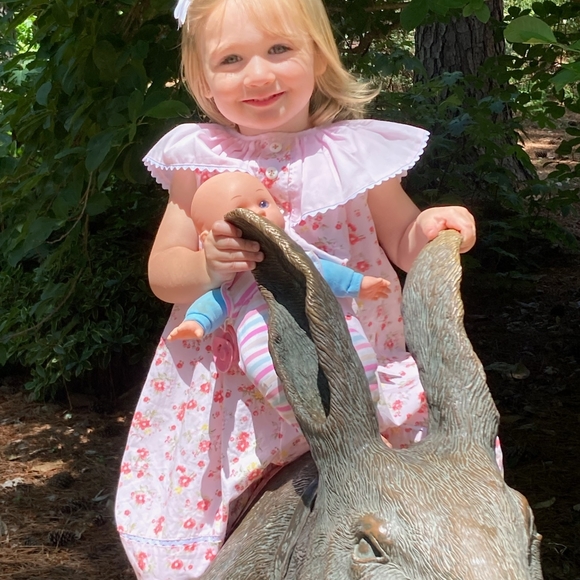 Hi Poshers! - Picture 3 of 6